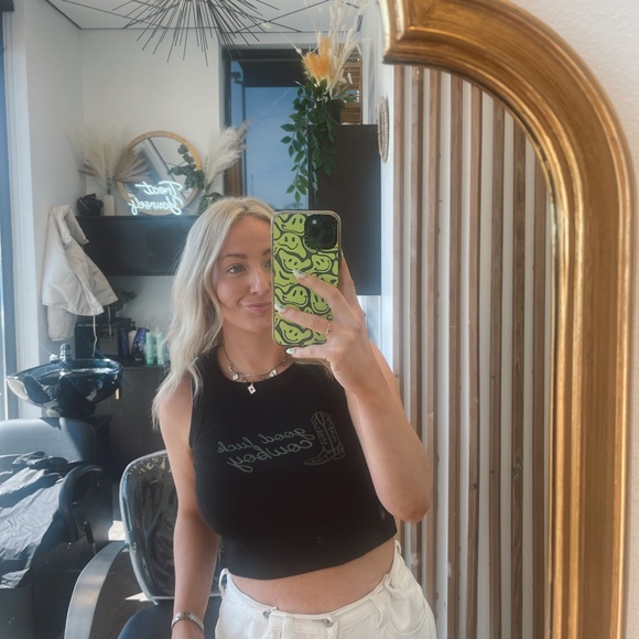 Meet your Posher, Kait - Picture 1 of 1